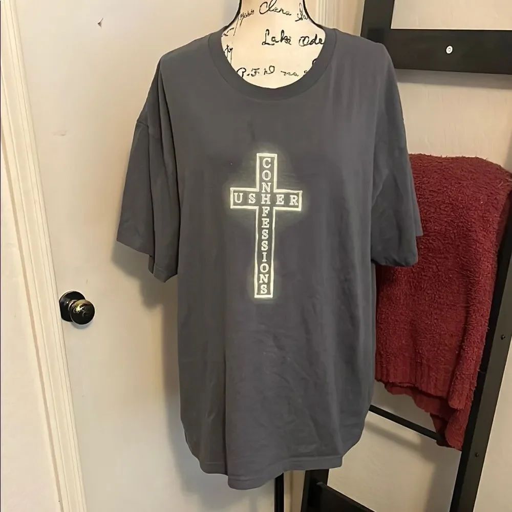 Usher Confessions 2024 Cross Gray Graphic Pullover T-Shirt Concert Festival